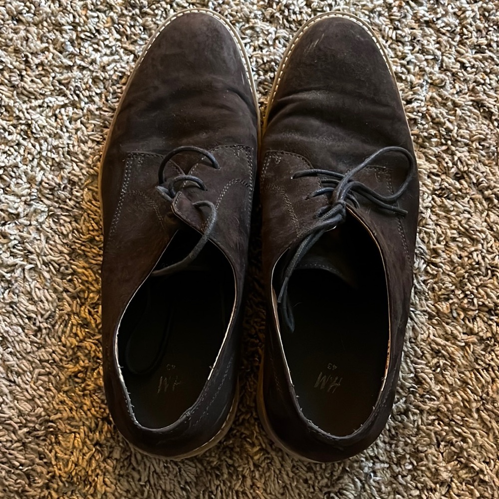 H&M men’s dark brown dress shoes